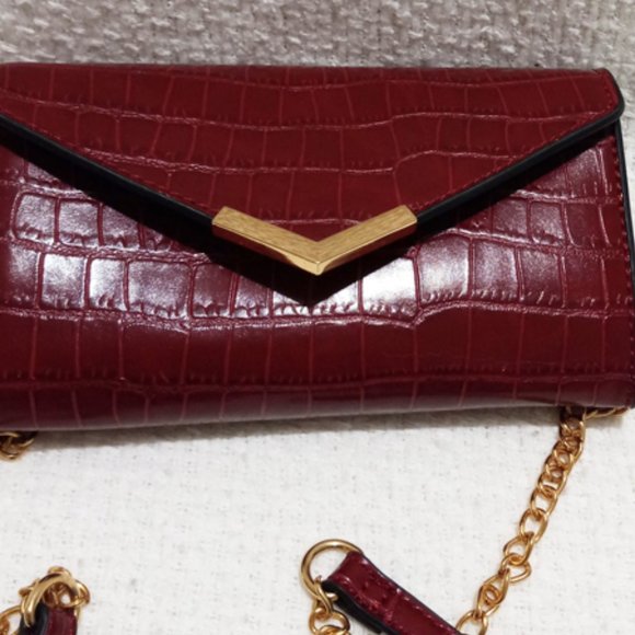 Urban Expressions Hester Crossbody Bag - Picture 2 of 5